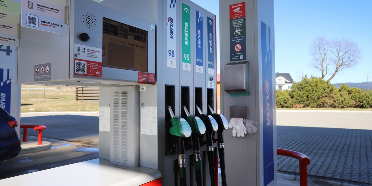 Ceny paliw w czwartek 11 czerwca. Resort Energii podał nowe stawki 2 Minister energii ogłosił maksymalne ceny paliw na czwartek 11 czerwca