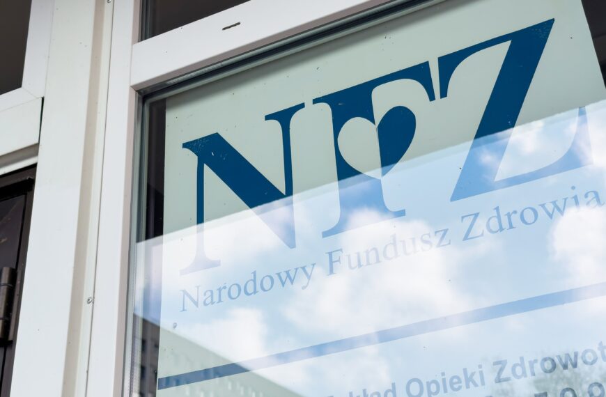 Polskie życie 93 Narodowy Fundusz Zdrowia przedstawia szczegóły dotyczące kontroli przeprowadzonej w Uniwersyteckim Centrum Klinicznym Warszawskiego Uniwersytetu Medycznego.