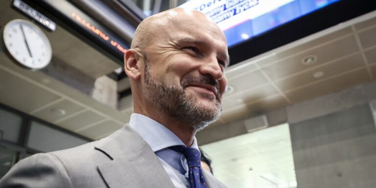 Allegro i InPost odkładają na bok spór o 100 milionów złotych. Podpisano list intencyjny. 1 Allegro i InPost odkładają na bok spór o 100 milionów złotych. Podpisano list intencyjny. 1