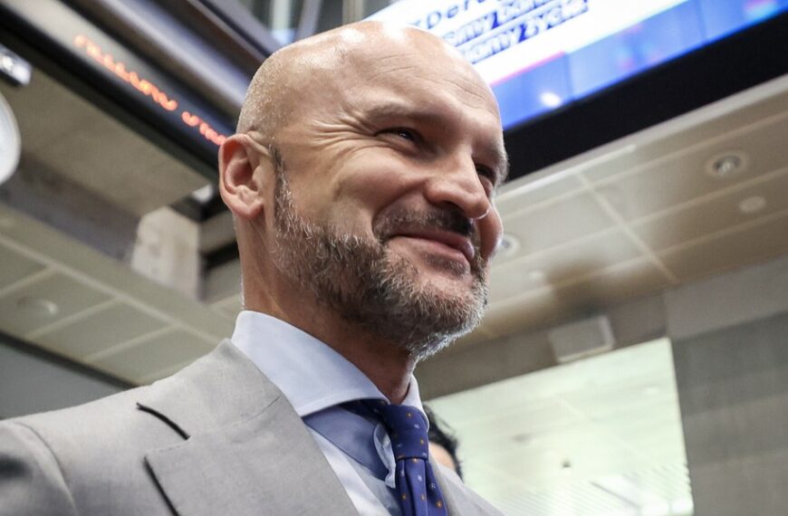 Allegro i InPost odkładają na bok spór o 100 milionów złotych. Podpisano&hellip;