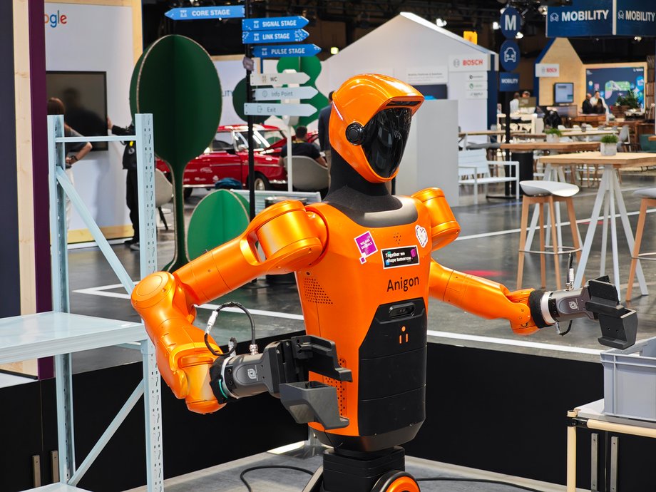 Europa może skorzystać na rewolucji robotów. Prezes Boscha mówi wprost 4 Branża robotów ma się rozwijać niezwykle szybko w ciągu nadchodzących dekad