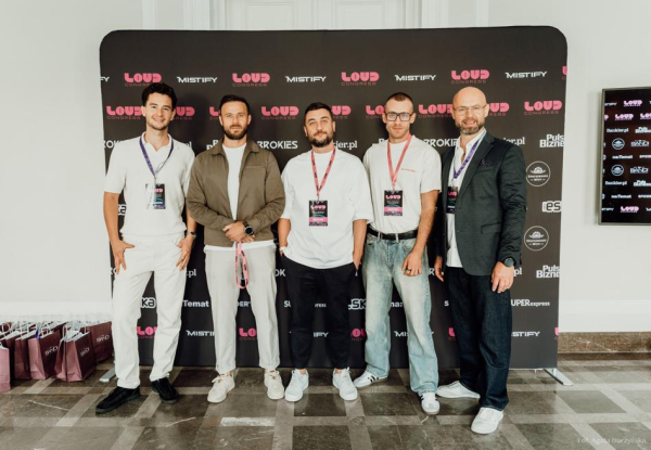 Łatwogang, Pankracy i inni twórcy internetowi z nagrodami. Pierwsze tego typu zgromadzenie 17 Łatwogang, Pankracy i inni twórcy internetowi z nagrodami. Pierwsze tego typu zgromadzenie 15