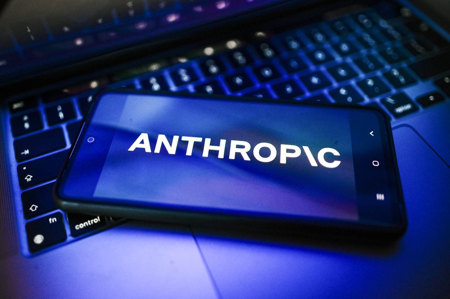 Niedoceniana decyzja Stanów Zjednoczonych. Jak Trump może odciąć Europę od prądu 4 Logo Anthropic