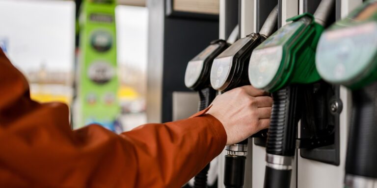 Koszt paliwa we wtorek, 9 czerwca. Znamy komunikat szefa Ministerstwa Energii 54 Koszt paliwa we wtorek, 9 czerwca. Znamy komunikat szefa Ministerstwa Energii 4