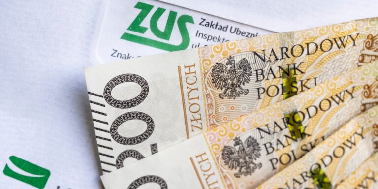 Niewielki, ogromny ZUS i składka zdrowotna od 2027 r. Zaktualizowane stawki i kalkulacje 15