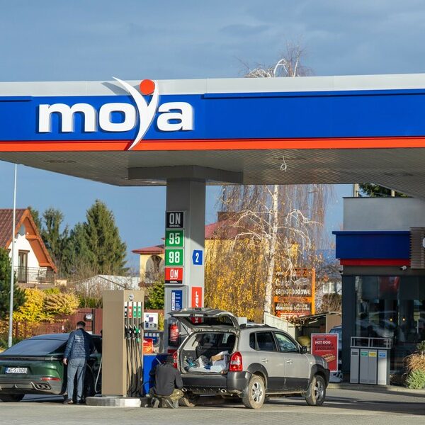 Moya przejęta przez międzynarodowe konsorcjum