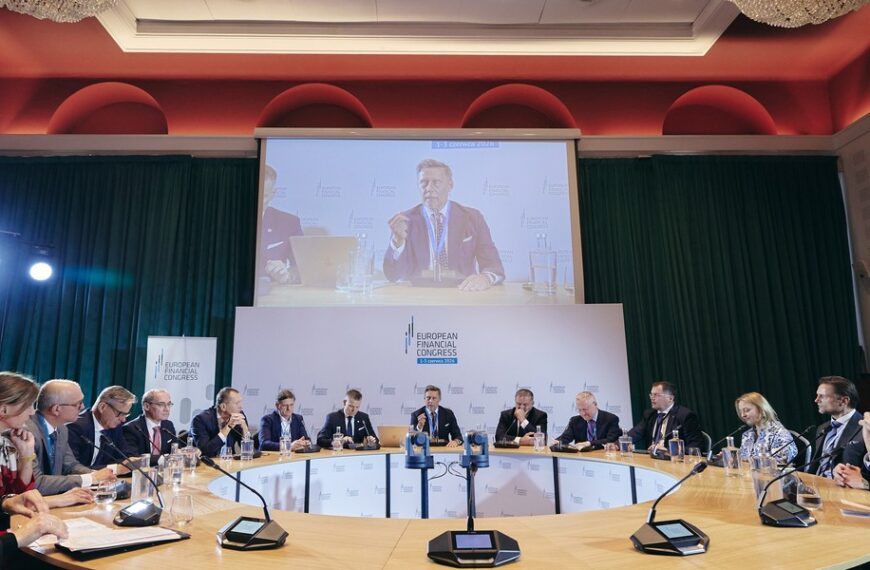 Bezpieczeństwo systemu finansowego w Polsce w niebezpieczeństwie. Powodem niejasne przepisy