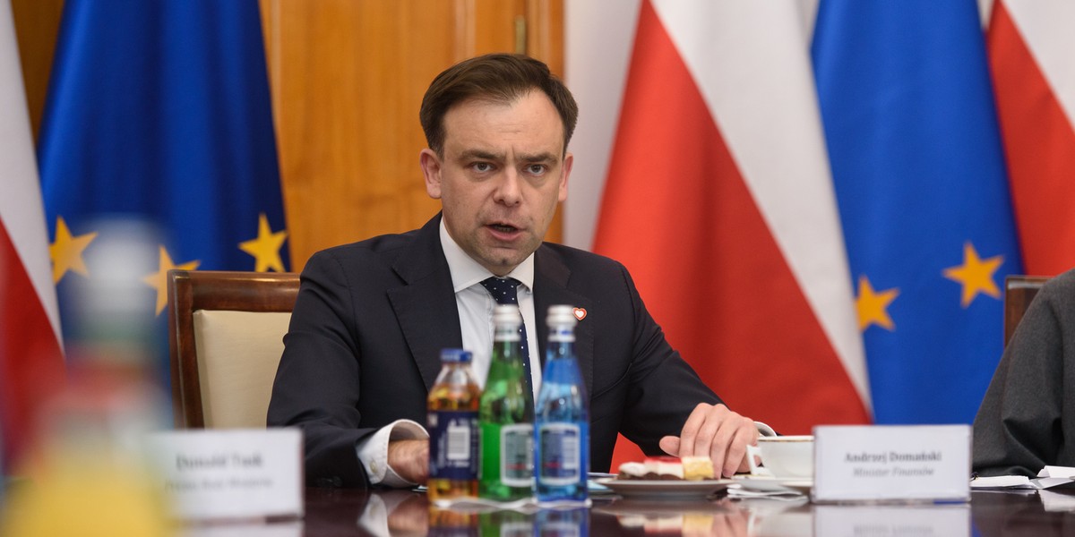 Kolejna regulacja dotycząca kryptowalut jest w drodze. Rząd zapowiedział nowe przepisy. 2 Andrzej Domański, minister finansów.