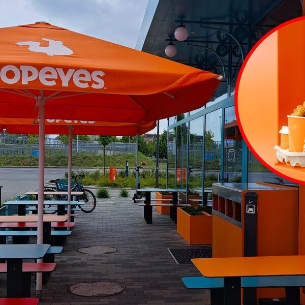 Polskie życie 74 Popeyes modyfikuje swoje podejście do zamówień z okienka.