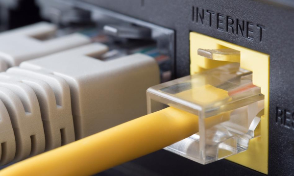 Prezes Urzędu Komunikacji Elektronicznej będzie nadzorował internet w Polsce. Rząd przyjął regulacje&hellip;