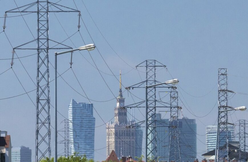 Polskie Sieci Elektroenergetyczne ogłosiły stan alarmowy na rynku energii elektrycznej. Wprowadzają nadzwyczajne&hellip;