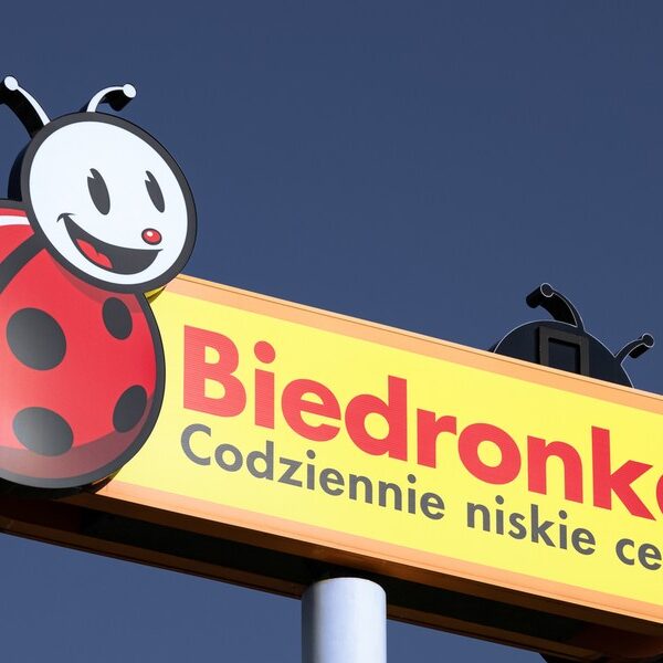 W miejsce domu wybudowali sklep. Biedronka udziela odpowiedzi