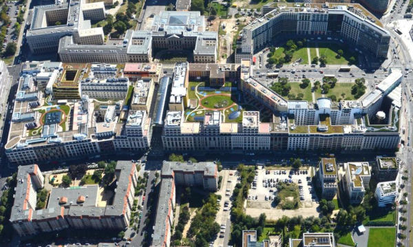 Polskie życie 31 Nowe apartamenty na terenie dawnego bunkra Hitlera. Kontrowersyjny projekt w stolicy Niemiec