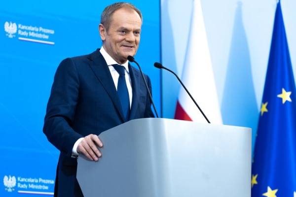 Tusk triumfuje. "Na takie wielkanocne życzenia czekaliśmy"